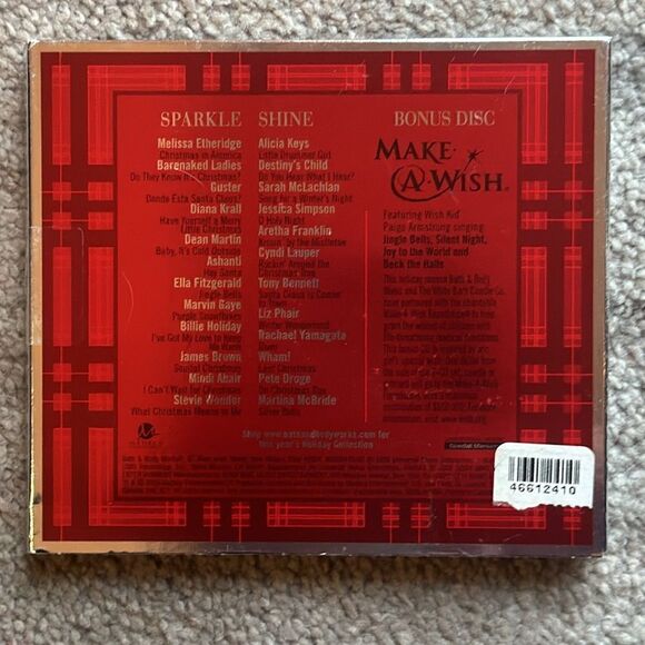 Vintage Bath & Body Works 2005 “The Perfect Christmas” Holiday Music CD - Picture 2 of 4